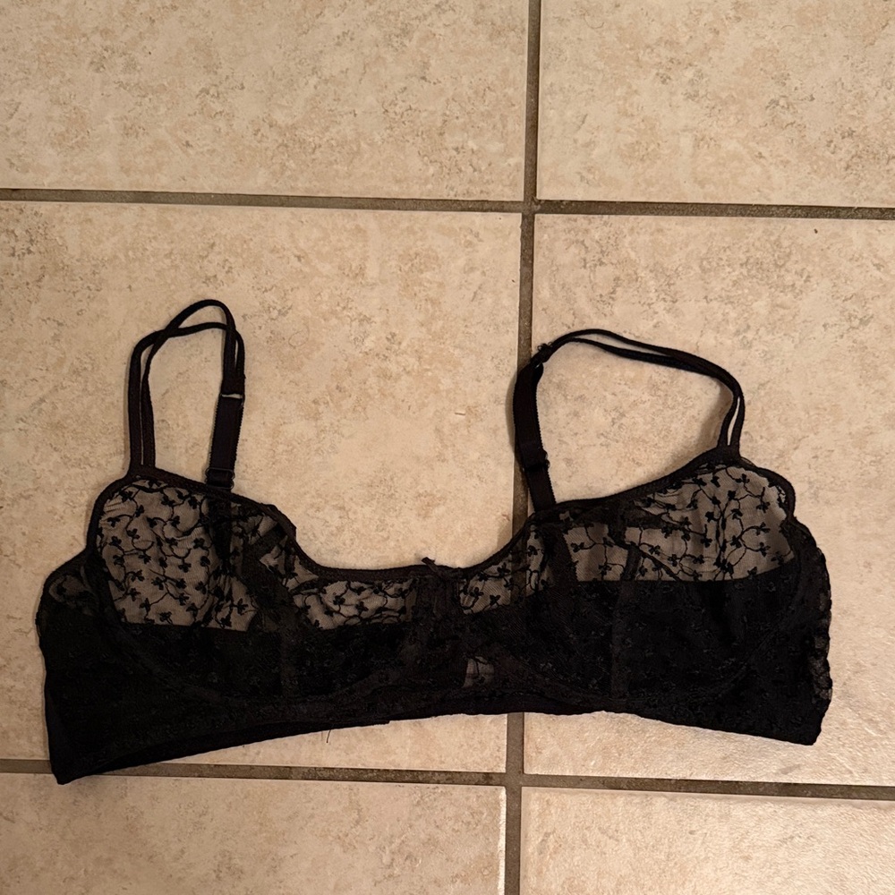 Elegant Black Lace Bralette